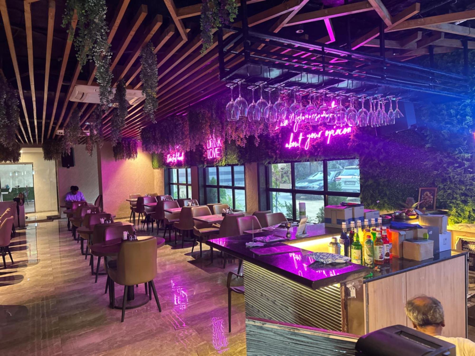 Hotel Merakee - Near Dahisar Mira Road Mumbai ภายนอก รูปภาพ